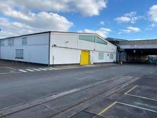 Oestrich Winkel Halle, Oestrich Winkel Hallenfläche