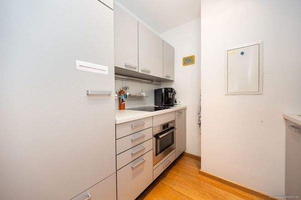 Büroeinheit Rückgebäude