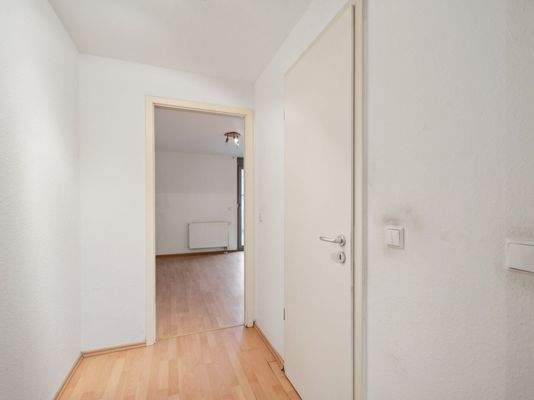 Flur zum Bad und Schlafzimmer