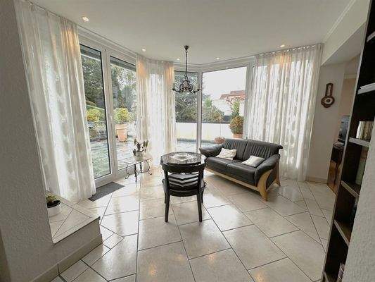 Offener Grundriss mit Wintergarten