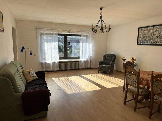 Wohn- und Esszimmer DG Wohnung