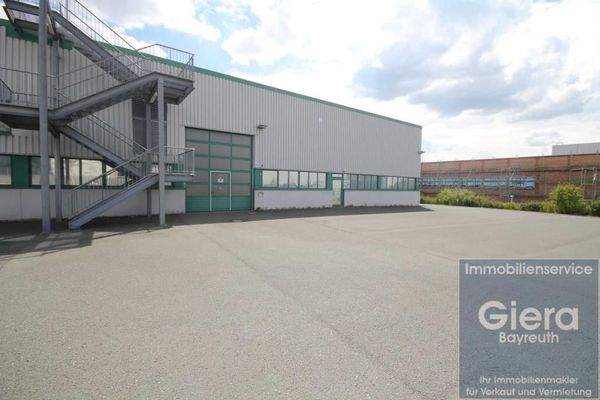 Hallenzufahrt - Nord