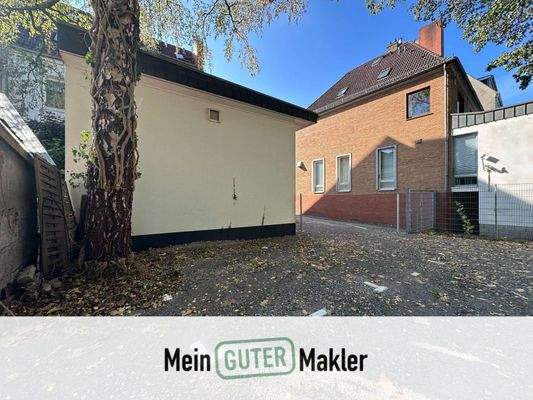 Großzügige Parkplätze