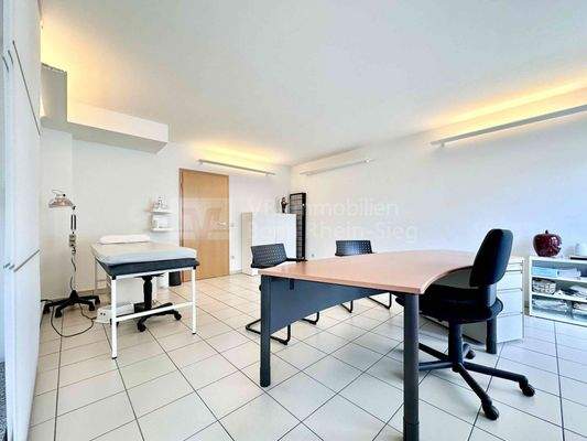 2984 Behandlungsraum