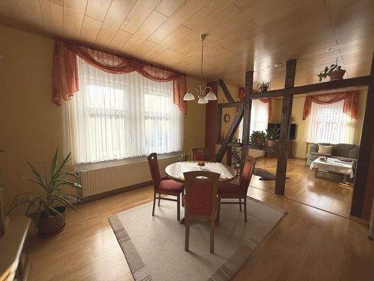 Wohn,- Esszimmer 1. OG