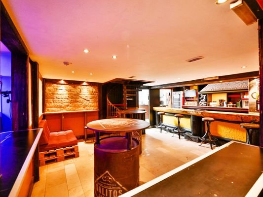Club Grill 1a.jpg