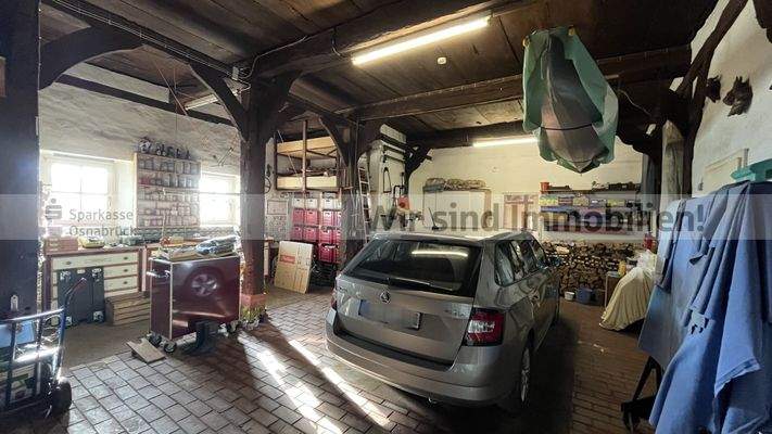 Diele / Garage / Werkstatt