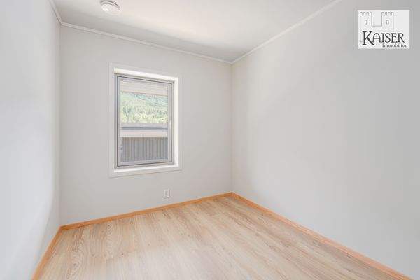 2024-07-31 PRMGL Holm Leilighet Nesbyen JL-7006