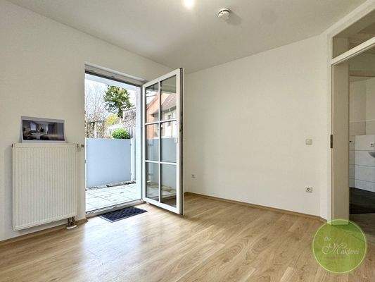 ... Zugang zur privaten Terrasse.