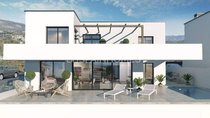 Elegant Sea-View Houses with Private Pools in Finestrat