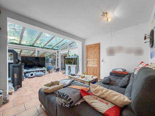 Wohnen und Wintergarten Whg. B