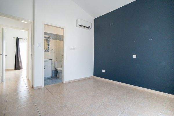 734930-detached-villa-for-sale-in-kissonerga_orig.