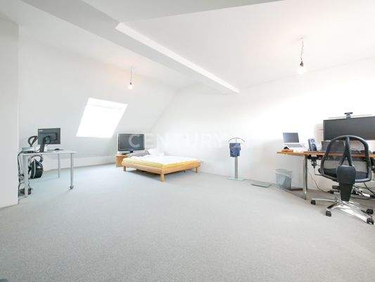 Studio im Dachgeschoss