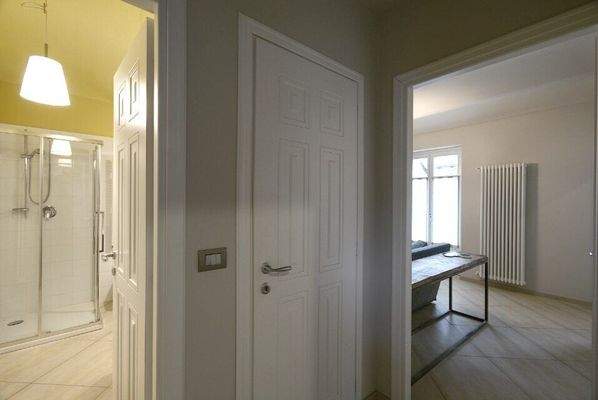 elegantes Haus im Zentrum von Canale –  Piemont