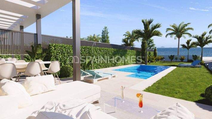 Luxury 3-Bedroom Houses in A Beachfront Project in Los Alcazares