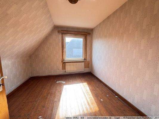 Schlafzimmer I im DG