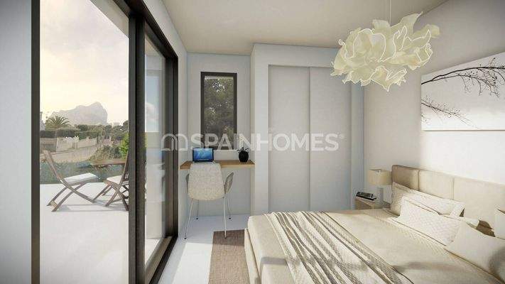 Elegant House with Pool and Views in Calpe