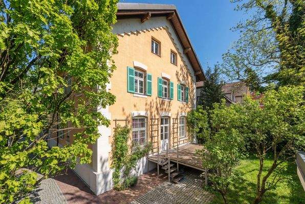 Sonniger Privatgarten