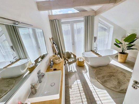 OG Badezimmer Ansicht 1