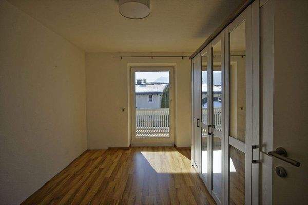 Kinderzimmer mit Balkon