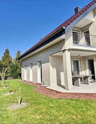 Südwest-Ausrichtung mit Garten und Obstbäume 