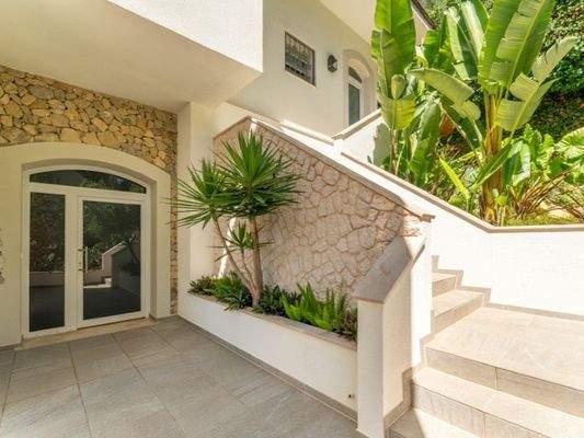 Entrada casa exterior 01 - livingblue-mallorca