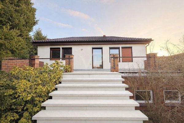 Aufgang zur Terrasse