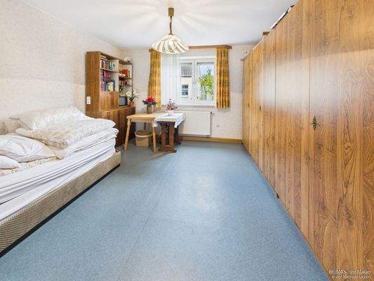 Schlafzimmer 1. OG Hauptgebäude