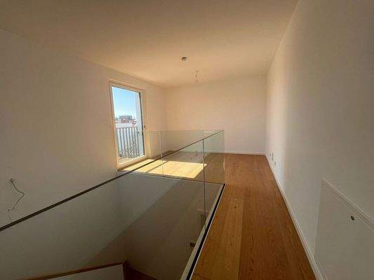 c4553056-2e88-4cf2-8f67-cf3e317bbe21