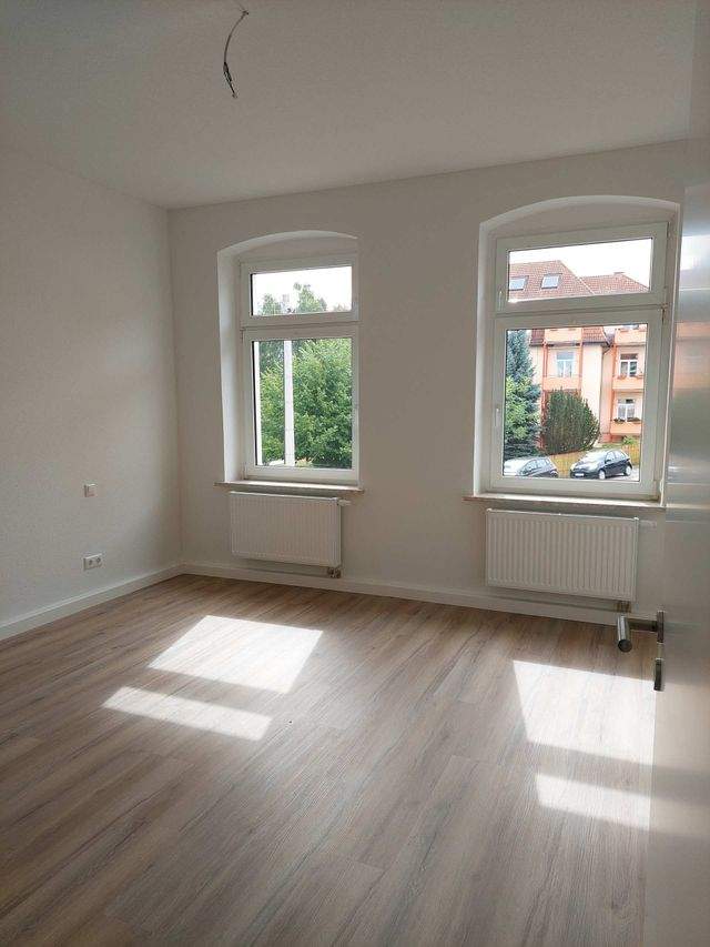 Renovierte 4 Raum Wohnung mit modernisierten Bad ab sofort zu vermieten - Foto 3