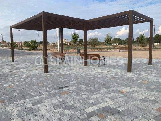 Stylish and Spacious Villas with Modern Design in Roldan