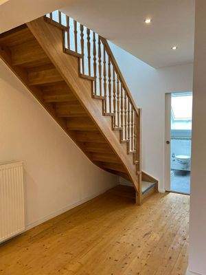 3.OG, Flur mit Aufgang zum Spitzboden