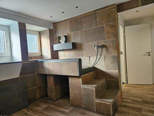 Kellerersatzraum mit Hundedusche