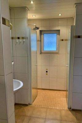 ansprechendes Tageslichtbad