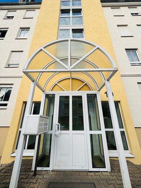 Dresden-Laubegast Garage, Dresden-Laubegast Stellplatz