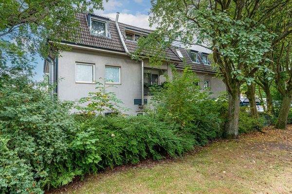 Seitenansicht des Wohn- und Geschäftshauses