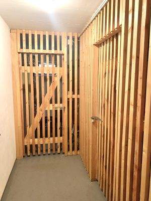 separates Kellerabteil