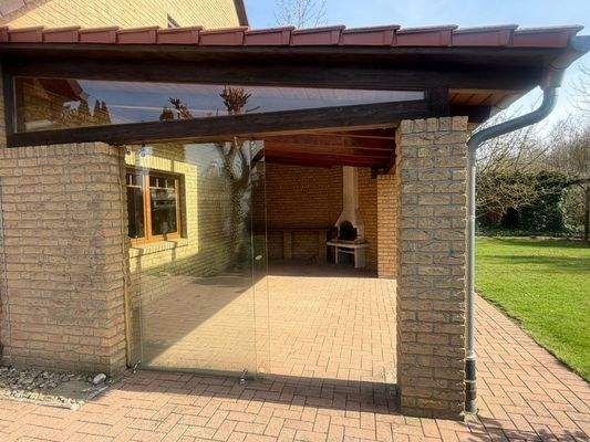 ... überdachter Terrasse