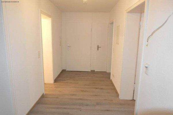 Flur / Diele mit Abstellraum 