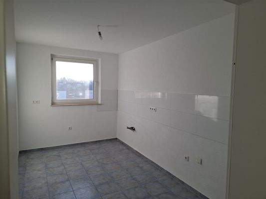 Küche mit neuem Fliesenspiegel