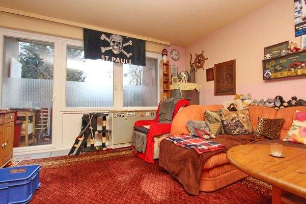 Wohn- und Schlafzimmer (2)