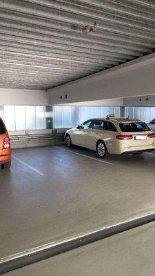 Stellplatz Hochgarage