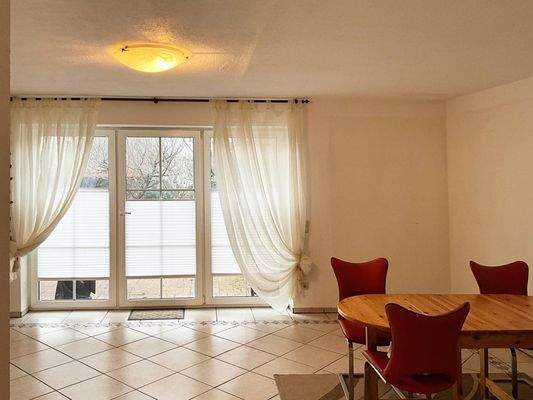 Eintritt ins Wohn- und Esszimmer