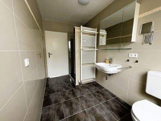Badezimmer OG (2)