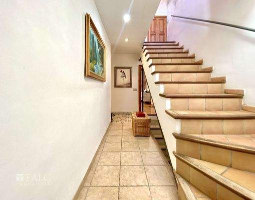 Treppe zum Untergeschoss