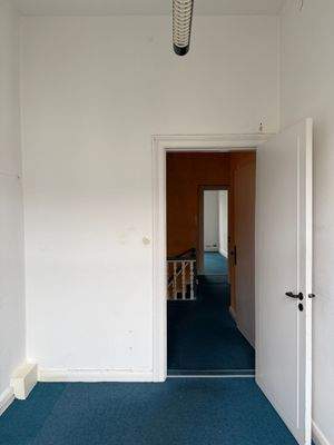 Serverraum/Büro rechts - 1. OG