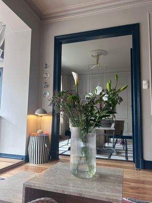 Blick vom Wohnzimmer in das Esszimmer