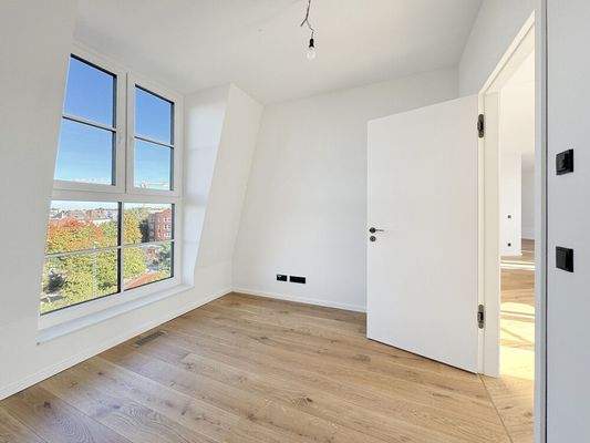 KINDER-/ GÄSTEZIMMER