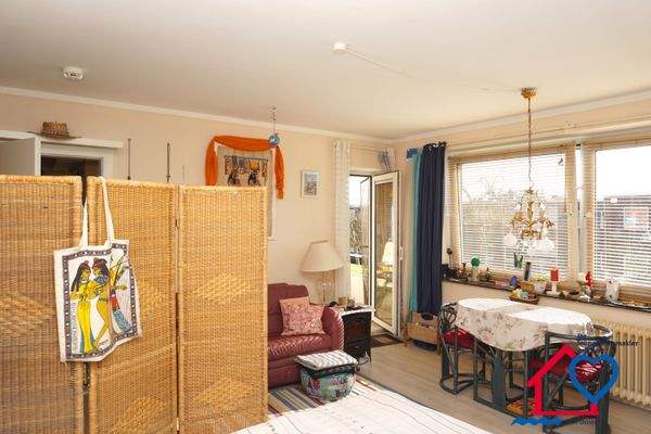 Wohnraum Zugang Balkon.JPG