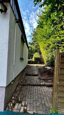 A Wohnhaus rechts Ausgang Golfplatz